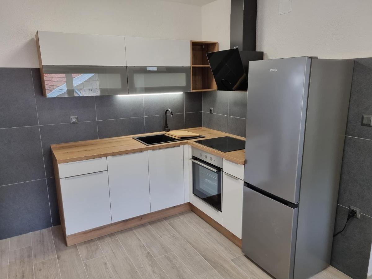 Apartment Ante Klek Esterno foto